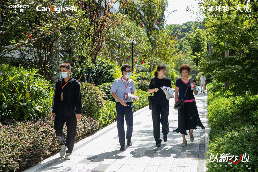 1660748424649369.gif 2.gif